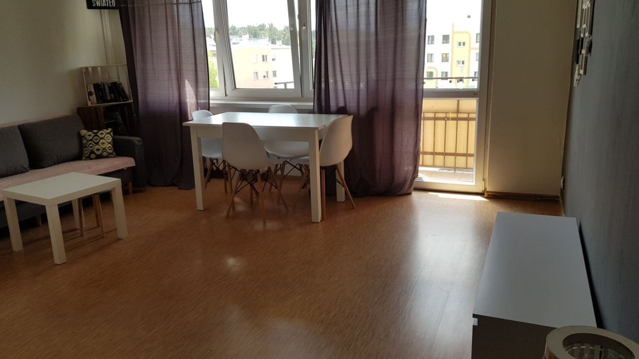 Mieszkanie 3-pokojowe Białobrzegi, ul. Rzemieślnicza. Zdjęcie 3