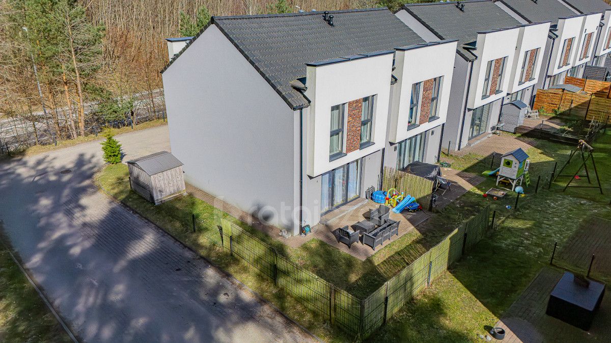 bliźniak, 4 pokoje Luzino, ul. Cicha. Zdjęcie 2