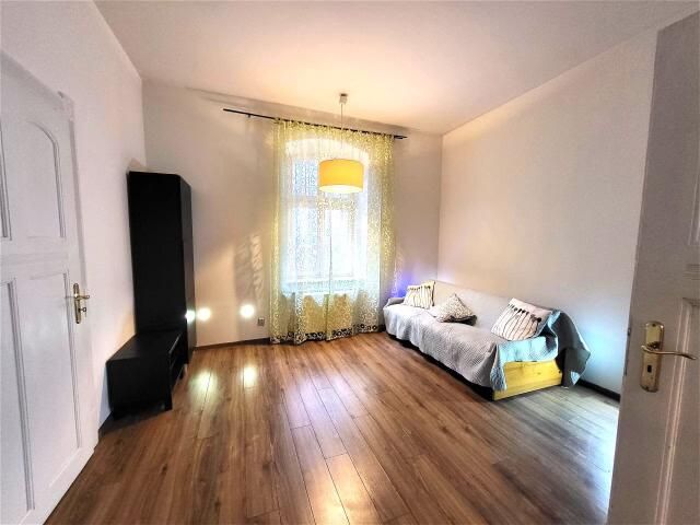 Mieszkanie 5-pokojowe Katowice Śródmieście, ul. Henryka Sienkiewicza. Zdjęcie 1