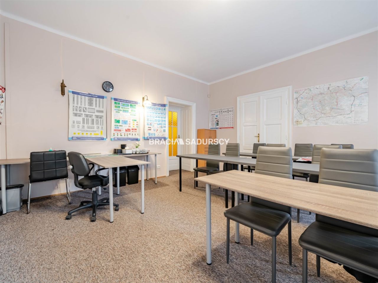 Mieszkanie 3-pokojowe Kraków Stare Miasto, pl. gen. Władysława Sikorskiego. Zdjęcie 7