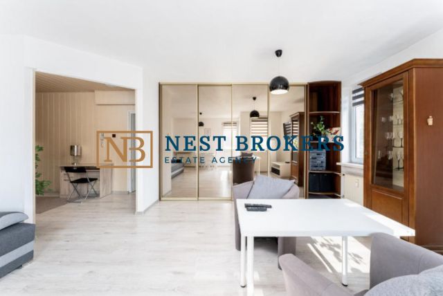 Mieszkanie 3-pokojowe Kraków Mistrzejowice, os. Oświecenia. Zdjęcie 1