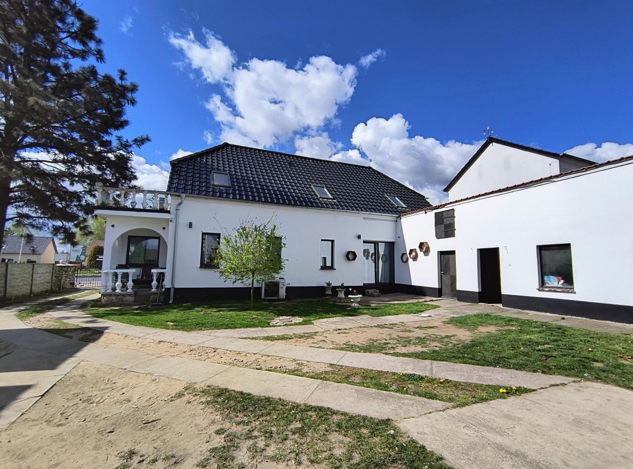 dom wolnostojący, 4 pokoje Schodnia, ul. Powstańców Śląskich. Zdjęcie 12
