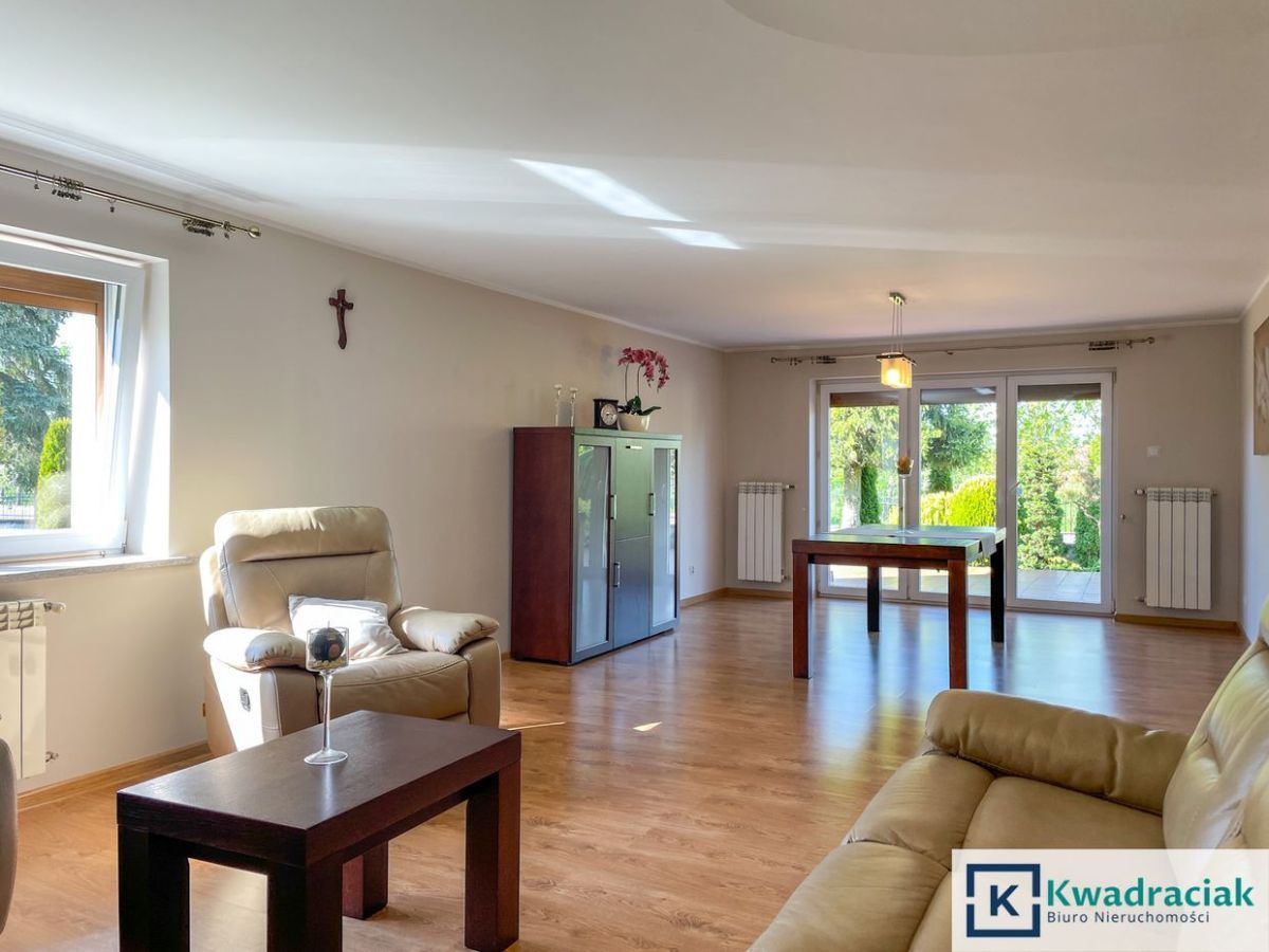 dom wolnostojący, 5 pokoi Besko, ul. Wiejska. Zdjęcie 9