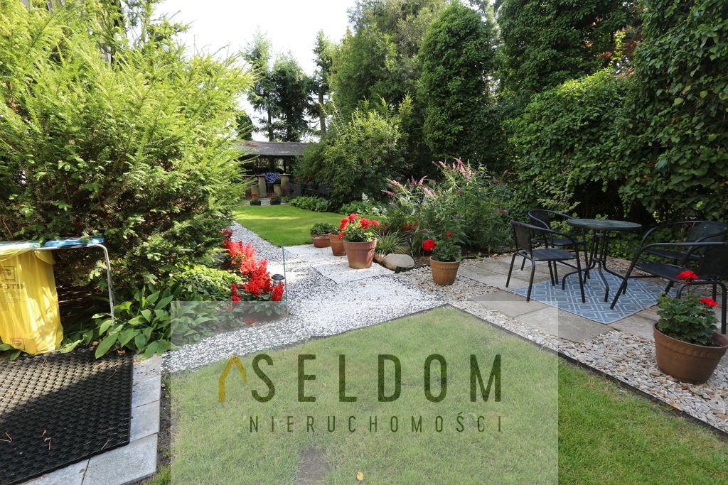 dom wolnostojący, 7 pokoi Chojny. Zdjęcie 11