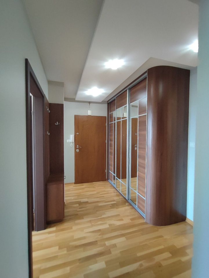 Mieszkanie 3-pokojowe Łomża. Zdjęcie 2