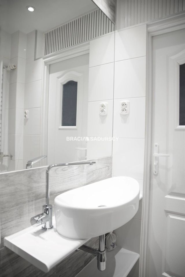 Mieszkanie 3-pokojowe Kraków Prądnik Czerwony, ul. Jakuba Majora. Zdjęcie 9