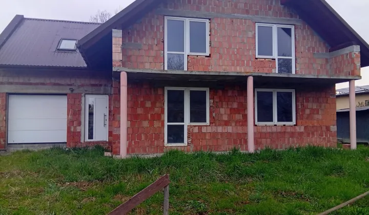 dom wolnostojący, 5 pokoi Kęty Centrum, Stadzica