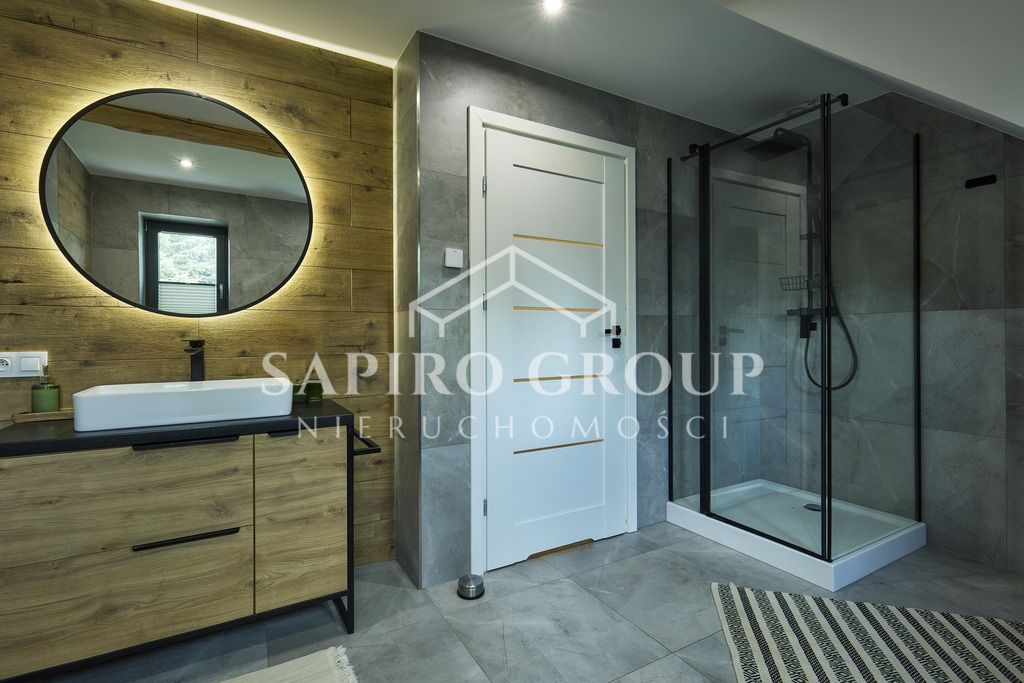 dom wolnostojący, 8 pokoi Zubrzyca Dolna. Zdjęcie 29