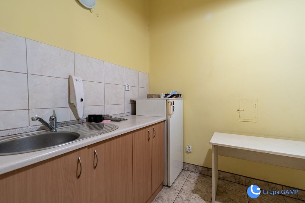 Biuro Kraków Półwsie Zwierzynieckie, ul. Władysława Syrokomli. Zdjęcie 5