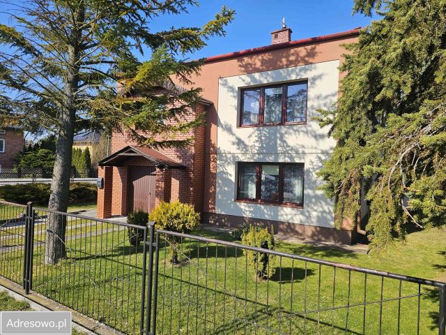 dom wolnostojący, 4 pokoje Szczebrzeszyn, ul. Związkowa. Zdjęcie 1