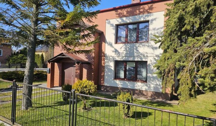 dom wolnostojący, 4 pokoje Szczebrzeszyn, ul. Związkowa