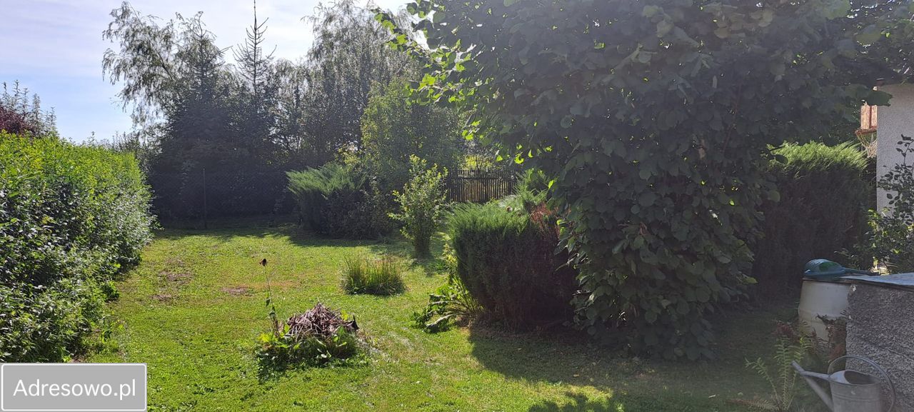 dom wolnostojący, 3 pokoje Leśna, ul. Spokojna. Zdjęcie 2