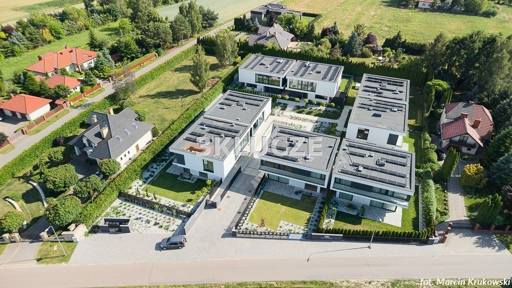 dom wolnostojący, 6 pokoi Dąbrowica. Zdjęcie 17