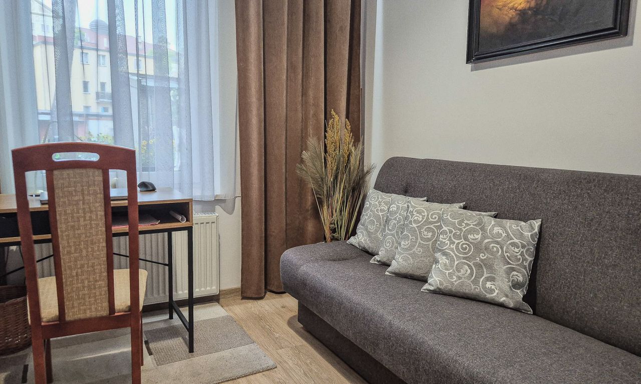 Mieszkanie 3-pokojowe Jelenia Góra Centrum, ul. Jana Matejki. Zdjęcie 20