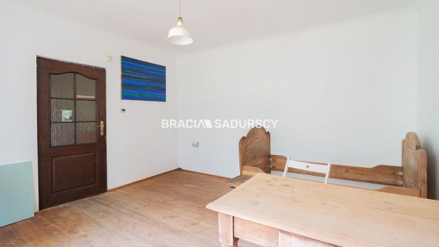 dworek, 4 pokoje Koźmice Wielkie. Zdjęcie 8