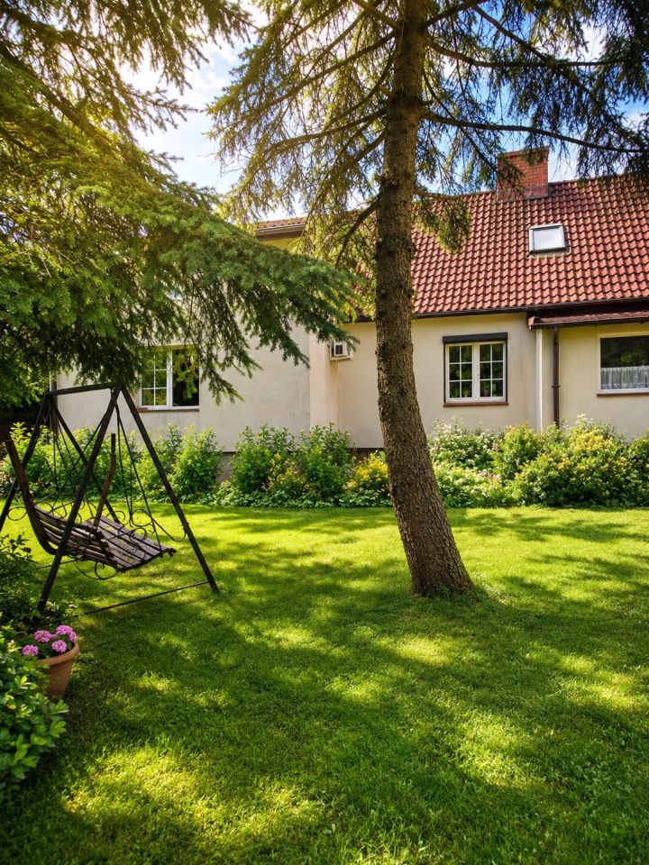 dom wolnostojący, 6 pokoi Brzeziny. Zdjęcie 1