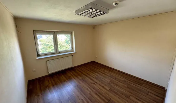 bliźniak, 20 pokoi Rzeszów Wilkowyja, ul. Saska