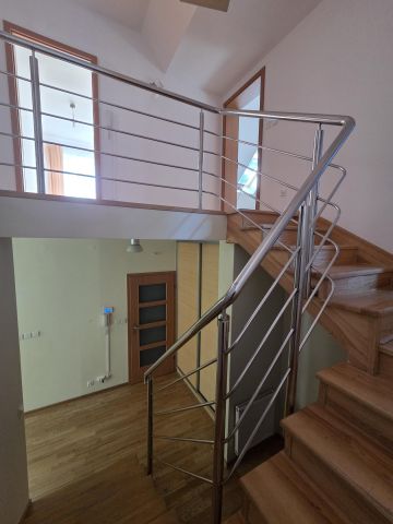 dom wolnostojący, 5 pokoi Barycz Górny Staw. Zdjęcie 13