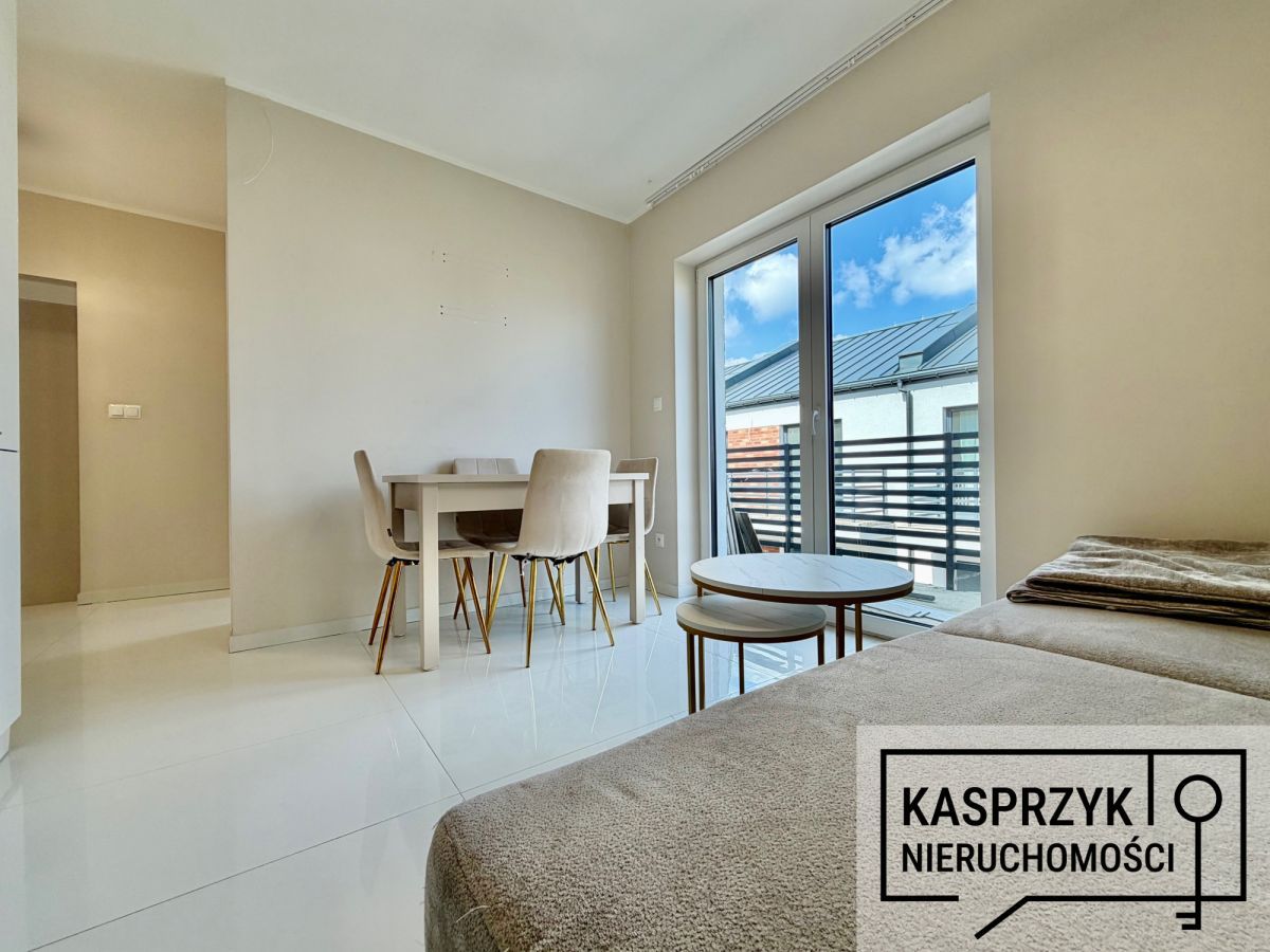 Mieszkanie 3-pokojowe Krosno, ul. Handlowa. Zdjęcie 2