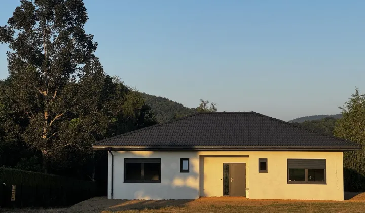 dom wolnostojący, 4 pokoje Sułkowice