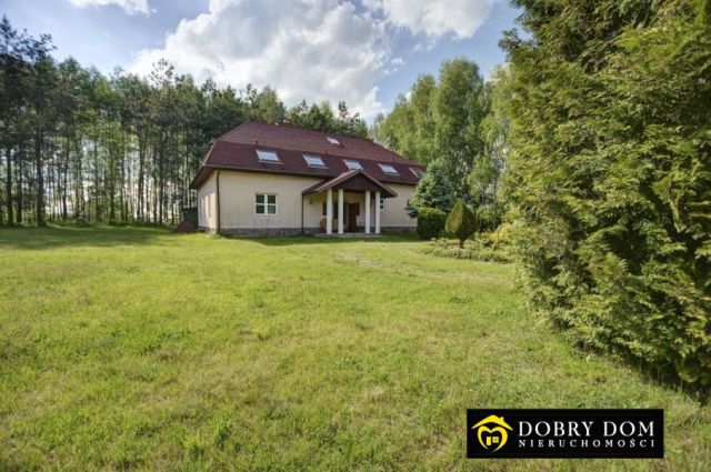 dom wolnostojący, 11 pokoi Kaniuki. Zdjęcie 17