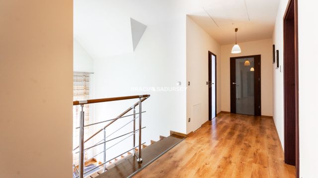 bliźniak, 5 pokoi Libertów, ul. św. Floriana. Zdjęcie 7