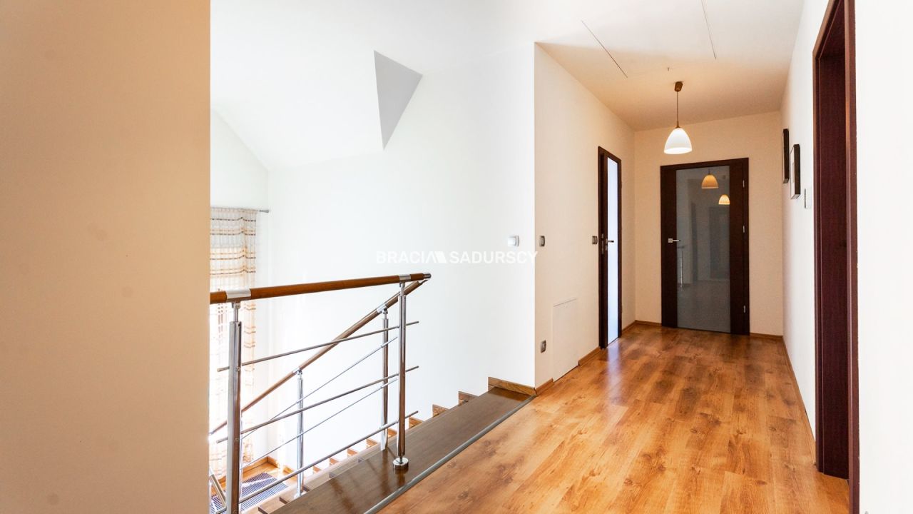 bliźniak, 5 pokoi Libertów, ul. św. Floriana. Zdjęcie 7