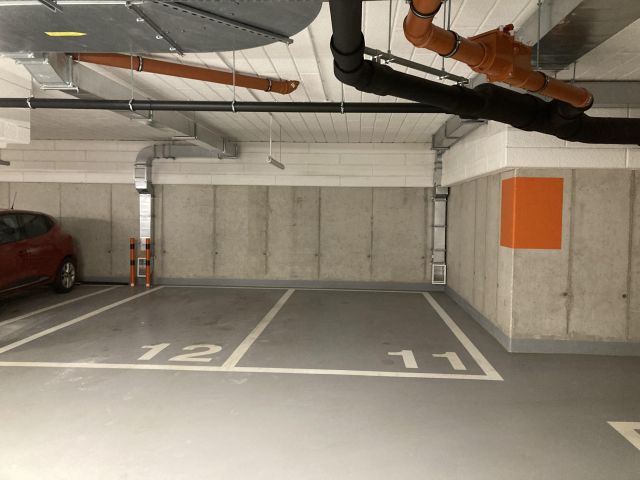 Garaż/miejsce parkingowe Warszawa Mokotów, ul. Kiwi. Zdjęcie 1