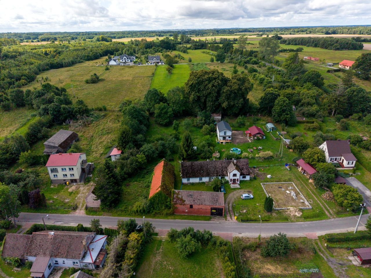 siedlisko, 3 pokoje Charnowo. Zdjęcie 7