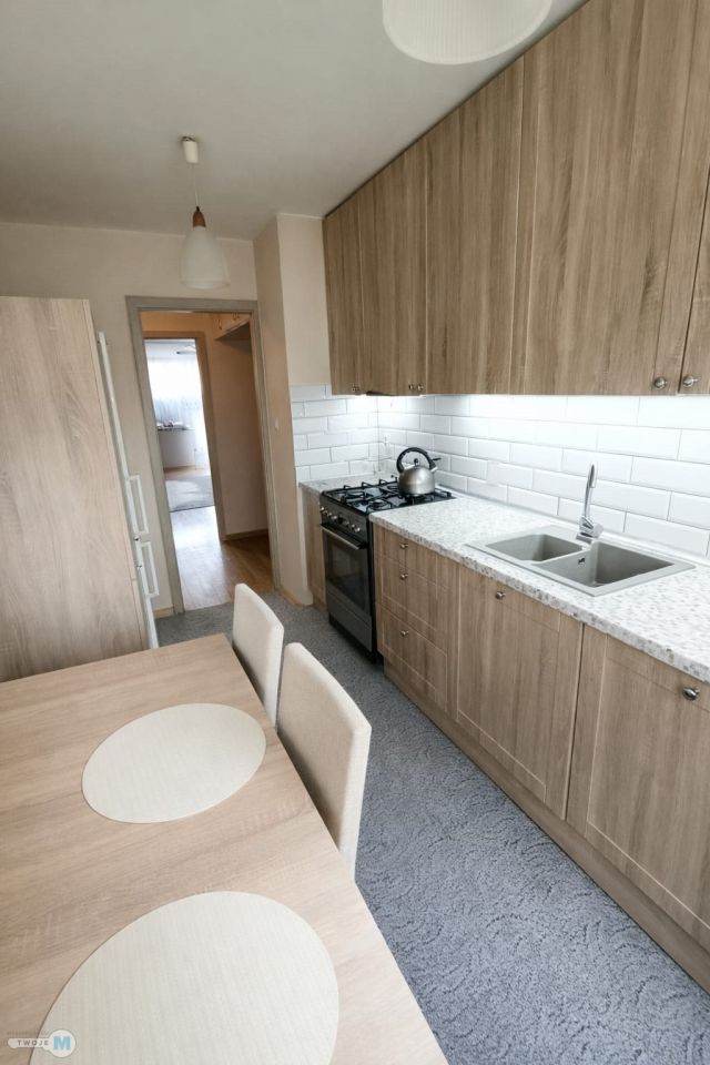 Mieszkanie 3-pokojowe Kielce, os. Na Stoku. Zdjęcie 2