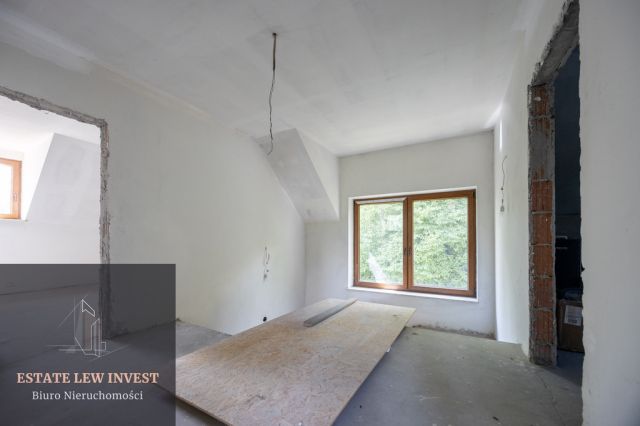 dom wolnostojący, 5 pokoi Poręba Laskowska. Zdjęcie 17