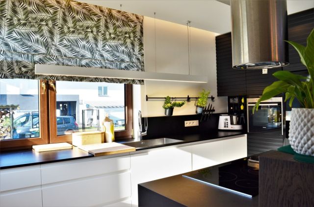 dom wolnostojący, 5 pokoi Zielonki-Wieś. Zdjęcie 2