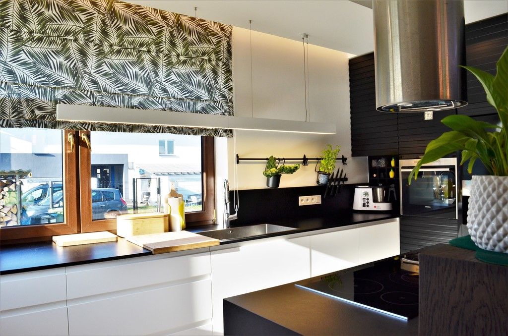 dom wolnostojący, 5 pokoi Zielonki-Wieś. Zdjęcie 2