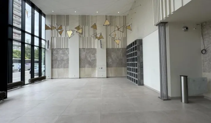 Biuro Wrocław, pl. Powstańców Śląskich