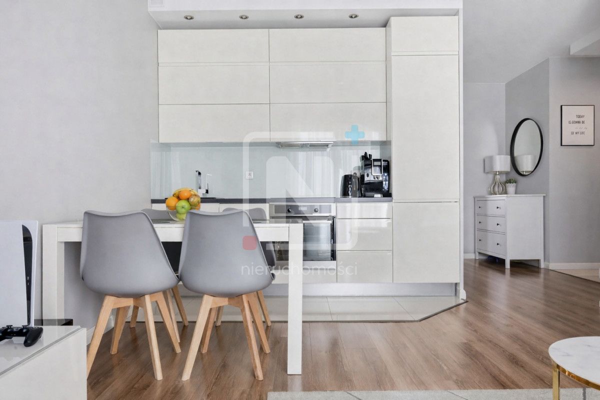 Mieszkanie 3-pokojowe Warszawa Ursus, ul. Elżbiety Rakuszanki. Zdjęcie 2