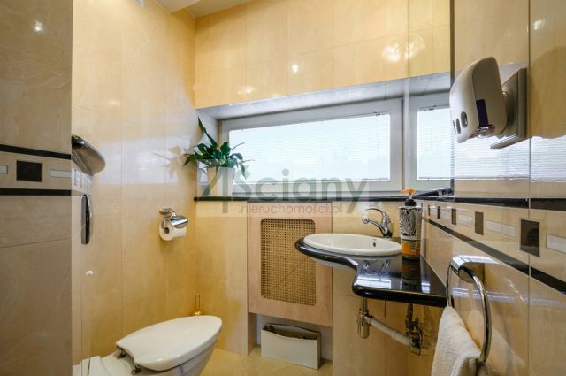 dom wolnostojący, 5 pokoi Zielonka. Zdjęcie 9