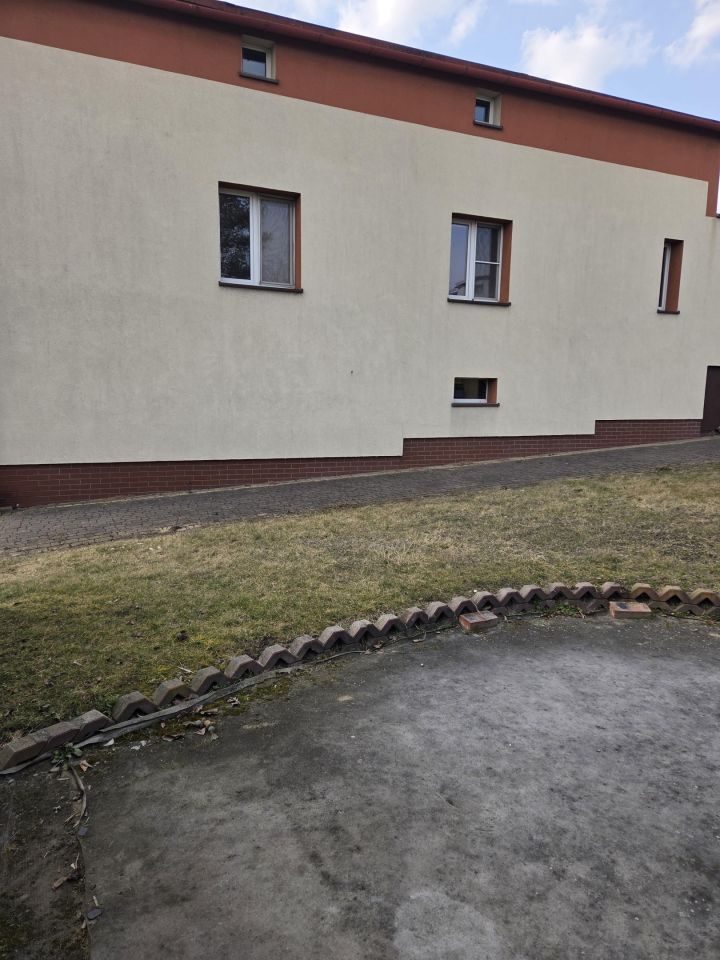 dom wolnostojący, 2 pokoje Wojkowice, ul. Proletariatu. Zdjęcie 2
