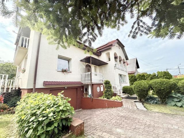 dom wolnostojący, 8 pokoi Kielce Barwinek. Zdjęcie 18