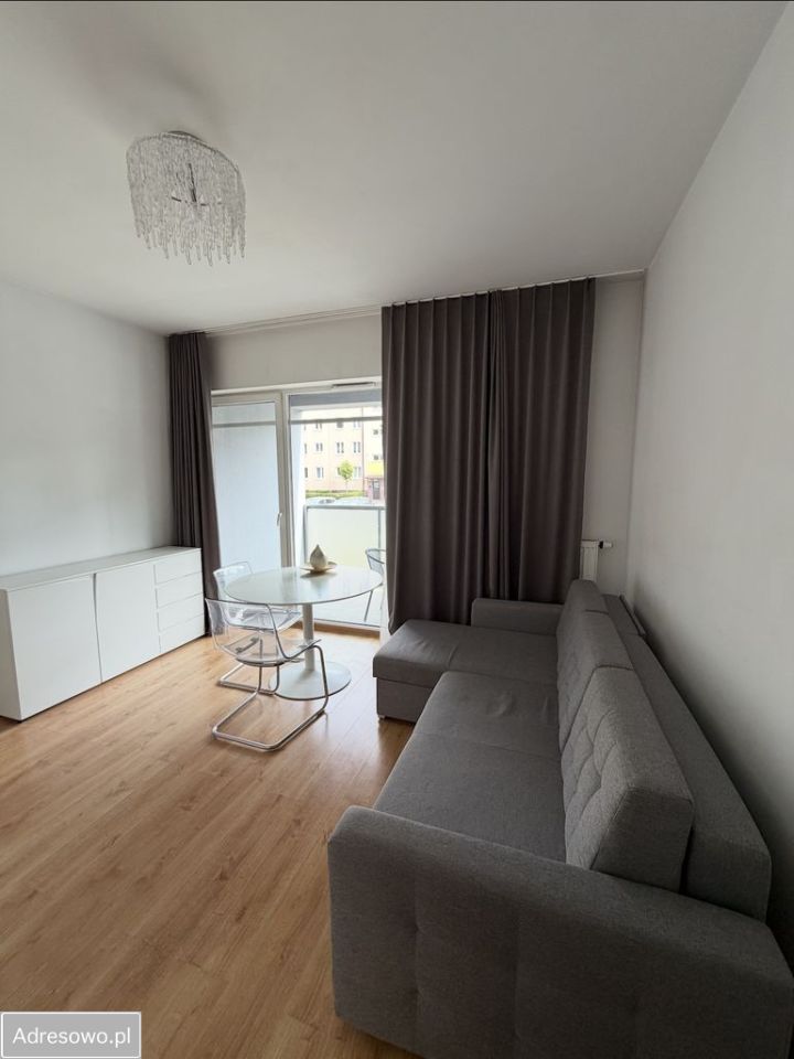 Mieszkanie 1-pokojowe Legionowo Centrum, ul. Władysława Broniewskiego. Zdjęcie 1