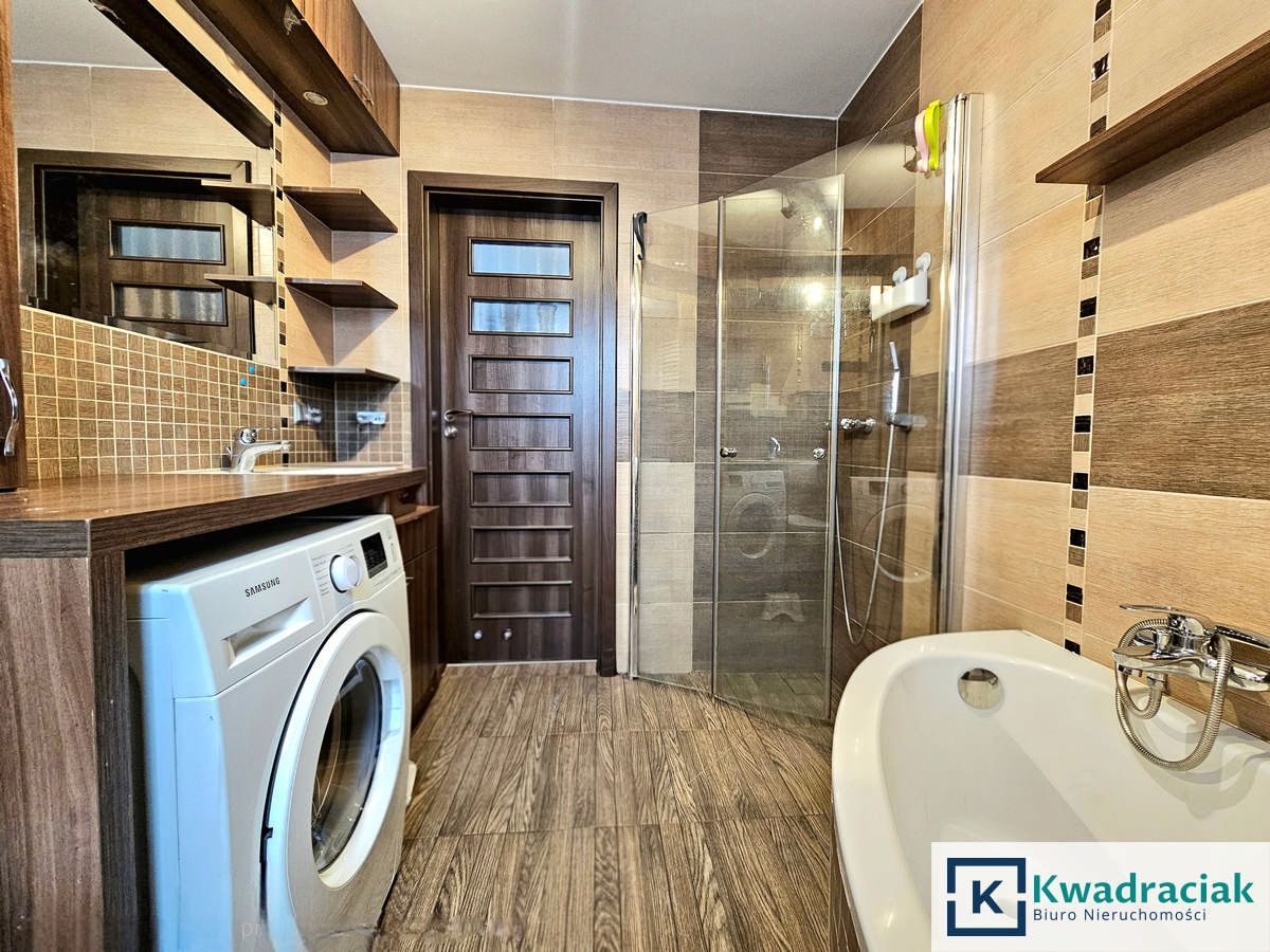 dom wolnostojący, 8 pokoi Ustrzyki Dolne, ul. Lotników. Zdjęcie 7