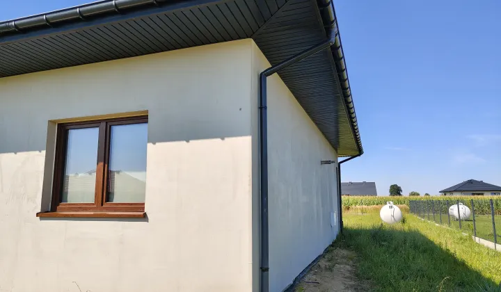 dom wolnostojący, 4 pokoje Zągoty