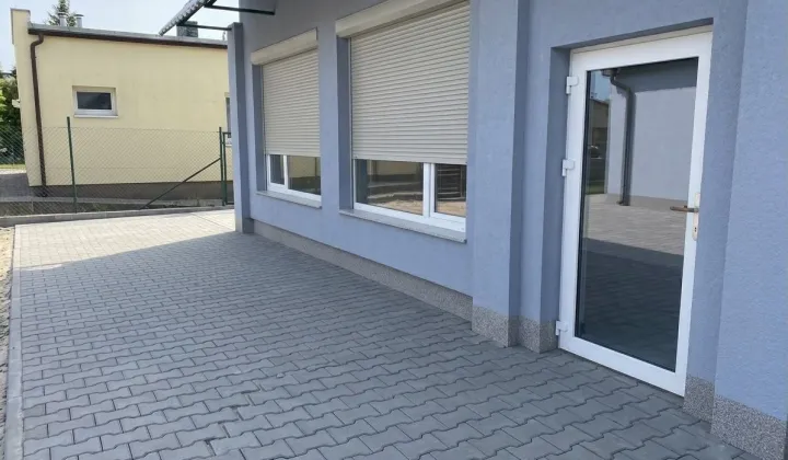 Lokal Swarzędz Nowa Wieś, pl. Handlowy