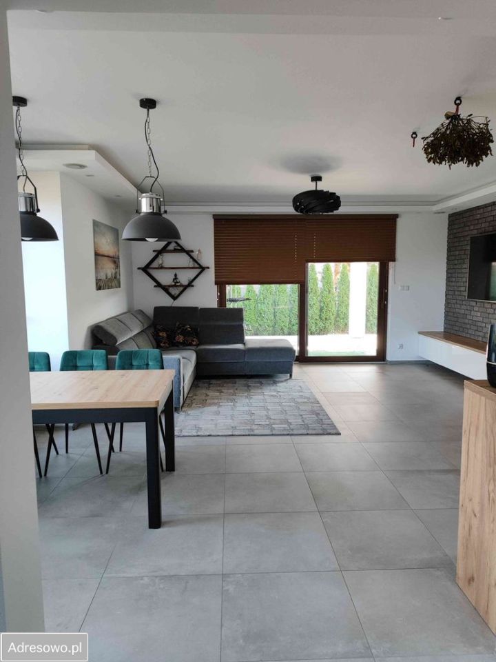 dom wolnostojący, 4 pokoje Korczów. Zdjęcie 6