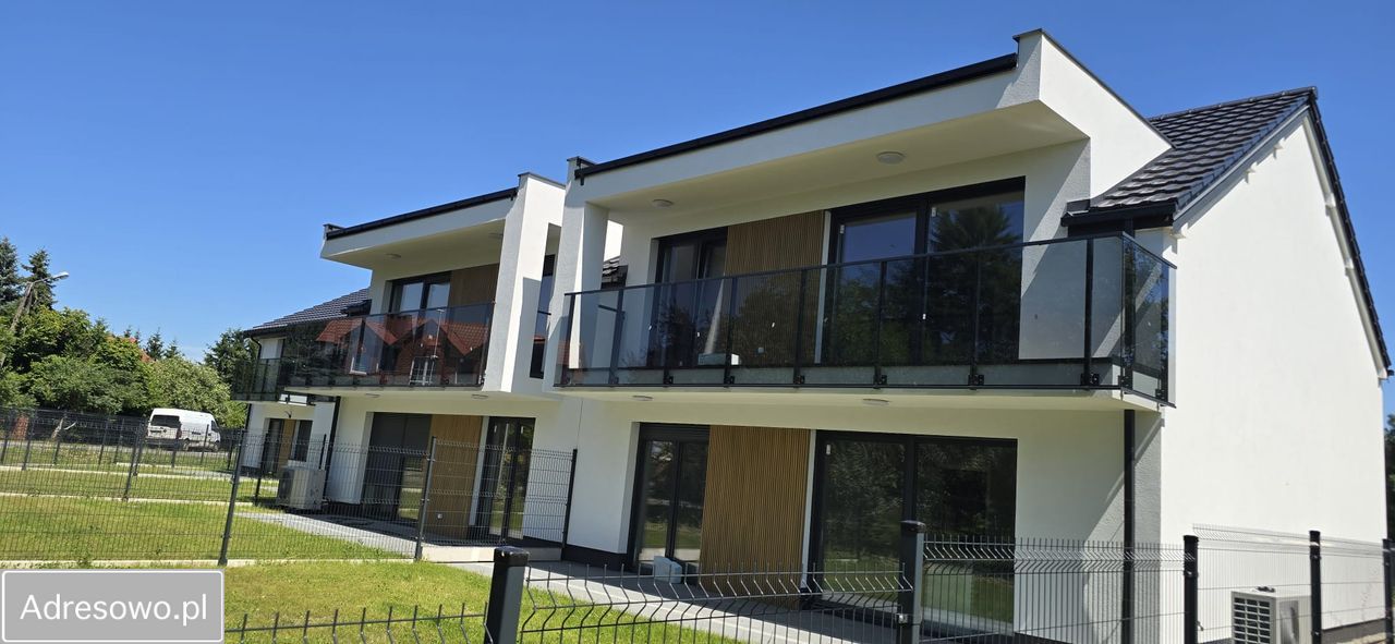 Mieszkanie 3-pokojowe Sadków. Zdjęcie 3