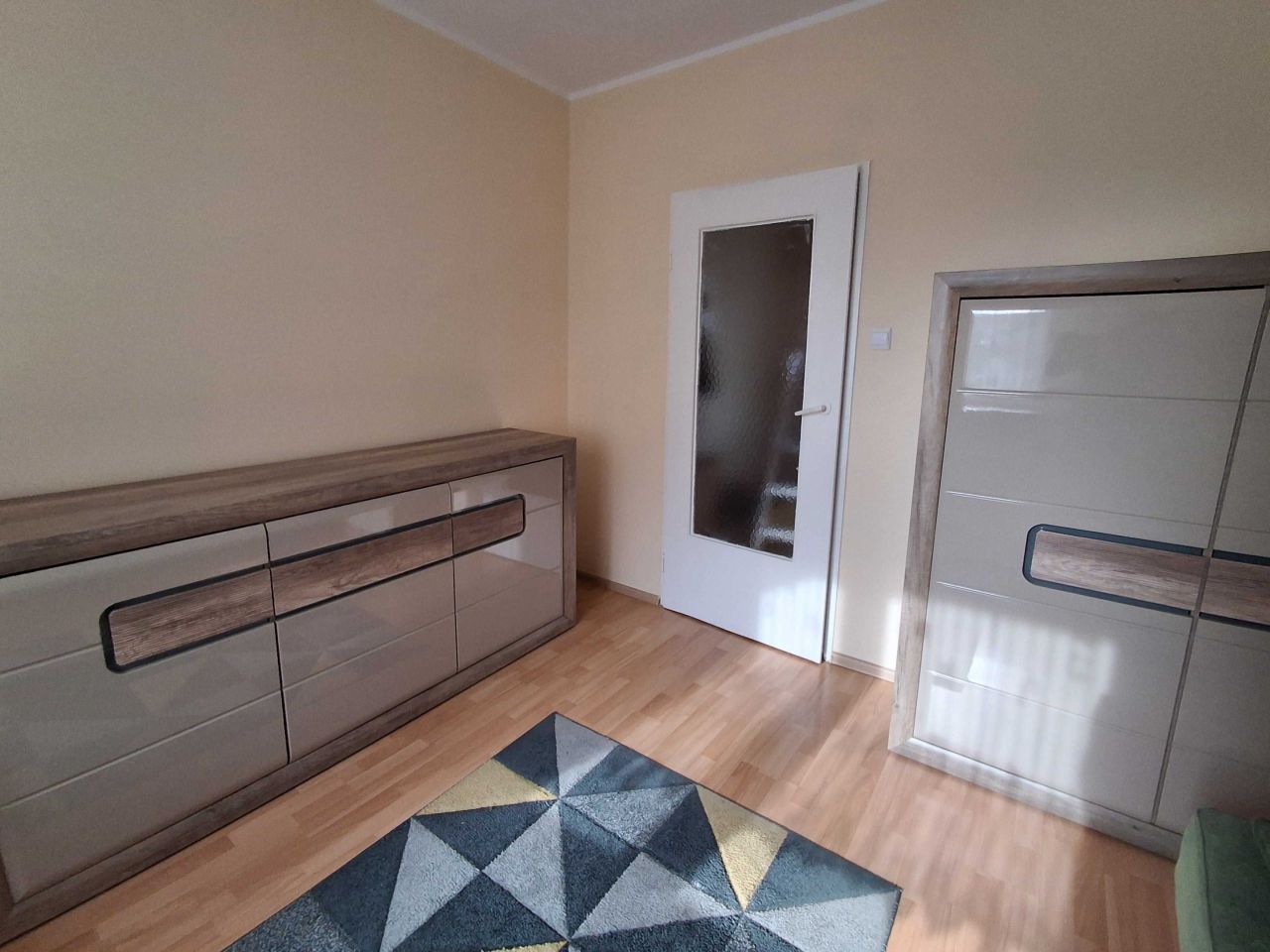 Mieszkanie 3-pokojowe Kalisz Dobrzec. Zdjęcie 2