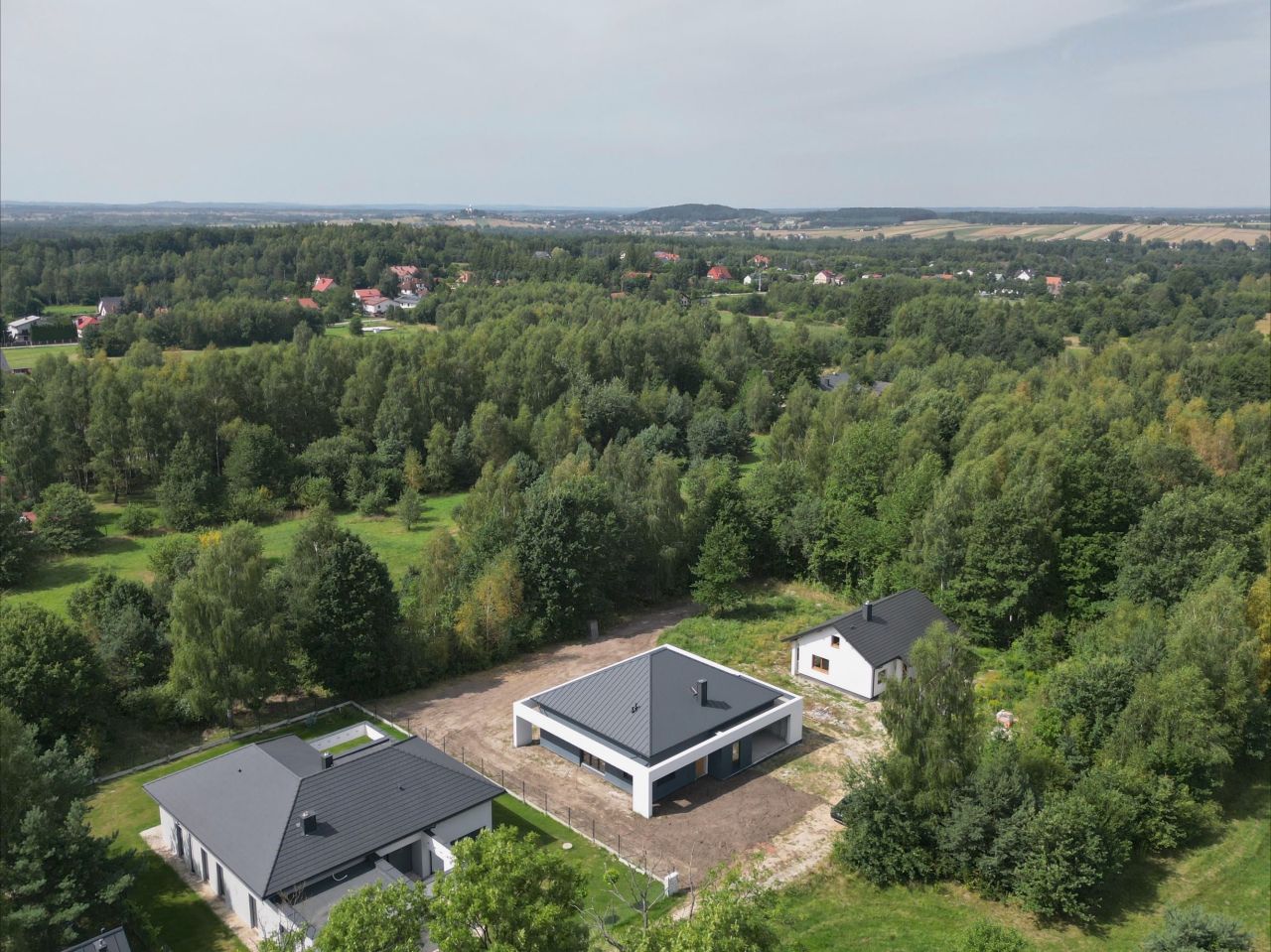 dom wolnostojący Miedziana Góra, ul. Łazy. Zdjęcie 4