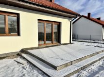 Mieszkanie 3-pokojowe Poniatowice. Zdjęcie 1