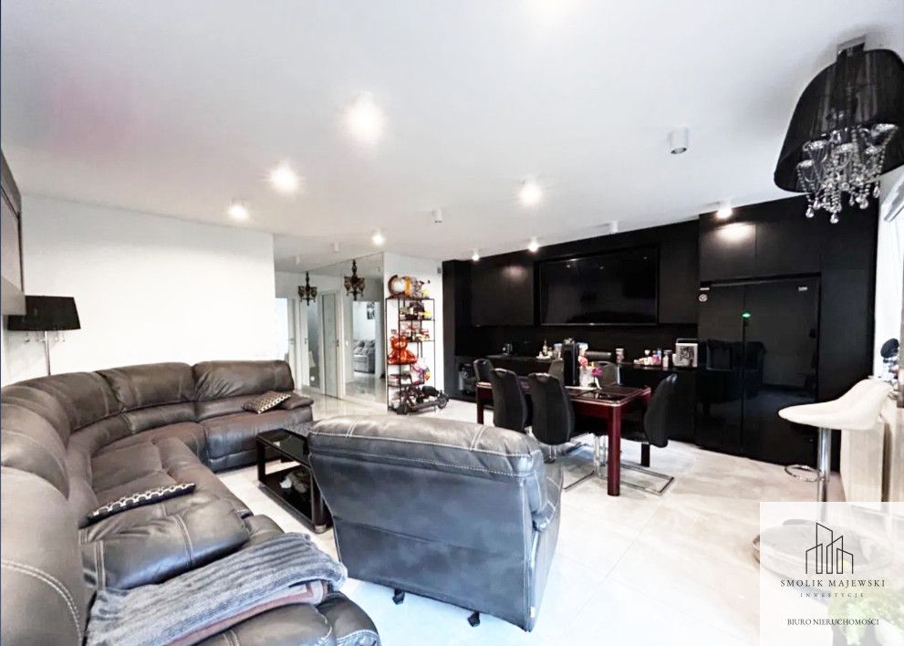 Mieszkanie 3-pokojowe Wrocław Tarnogaj, ul. Piękna. Zdjęcie 1