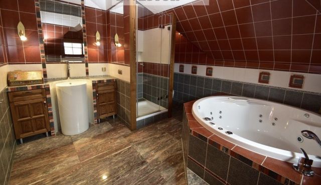 dom, 5 pokoi Łódź. Zdjęcie 1