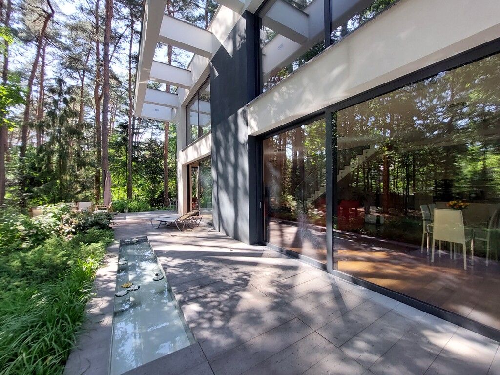 dom wolnostojący, 5 pokoi Magdalenka, ul. Paprociowa. Zdjęcie 35